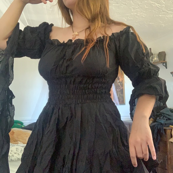 Meet your Posher, Sara - Picture 1 of 1